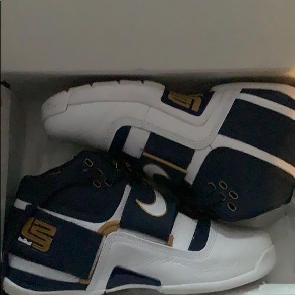 Nike Other - Lebron soldier